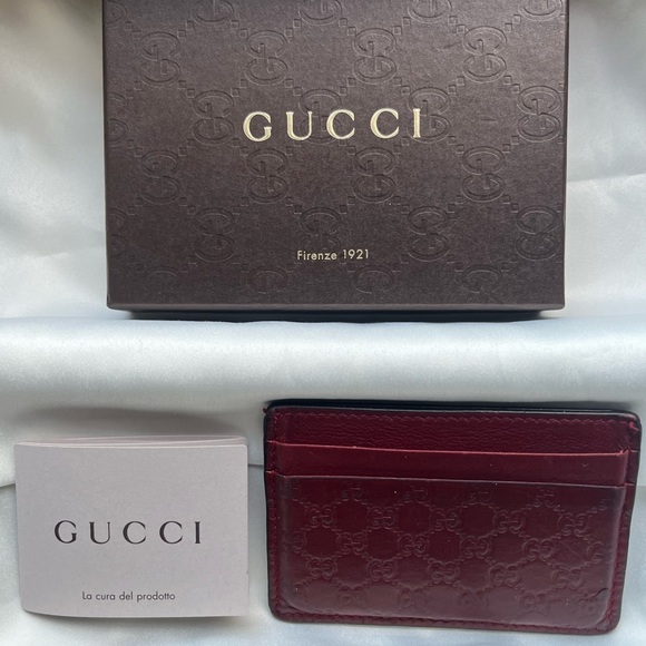 Authentic Women’s Gucci Card Wallet - Red - Picture 2 of 4